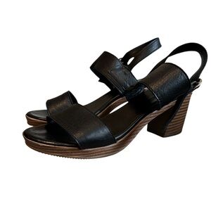 Vaqay Waterford Sandals Size US9/EU40
